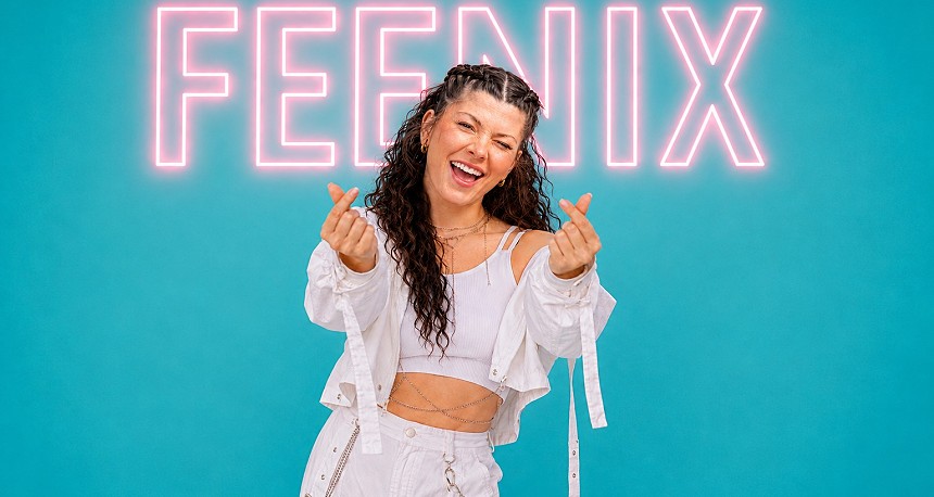 Tanssistudio Feenixin K-POP -tanssiesitys